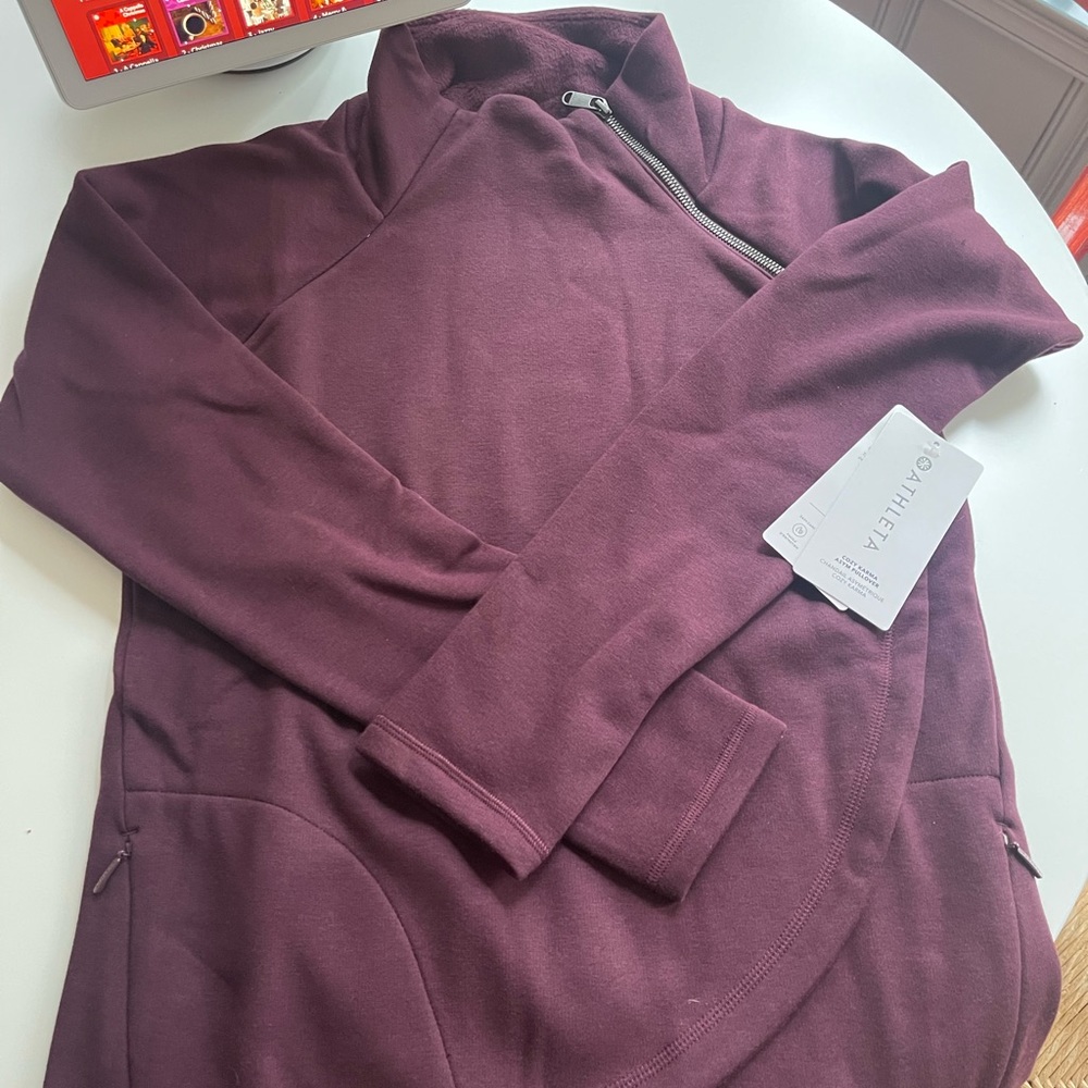 NWT Athleta XS Cozy Karma Asym Pullover (current season)
